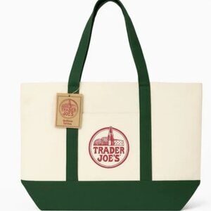 NWT Limited Edition Trader Joe's Large Green Canvas Tote Bag